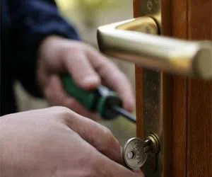 Lock Safe Services San Diego, CA 619-215-9089 - lock-change